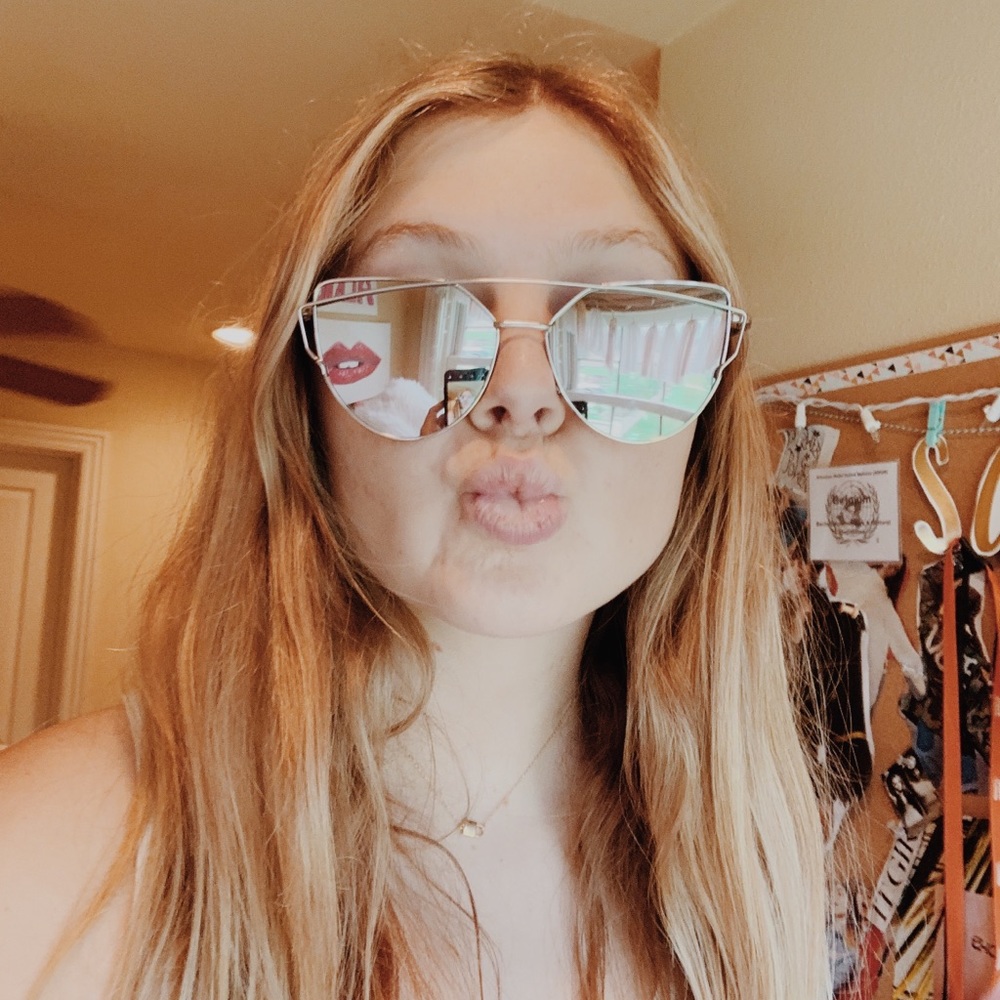 Silver cat eye sunglasses!